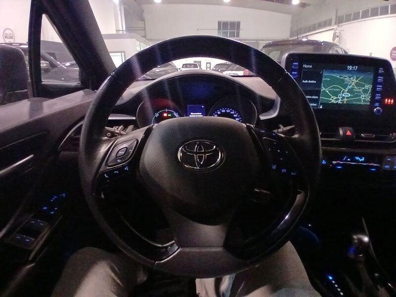 Toyota C-HR 1.8 Hybrid E-CVT Trend