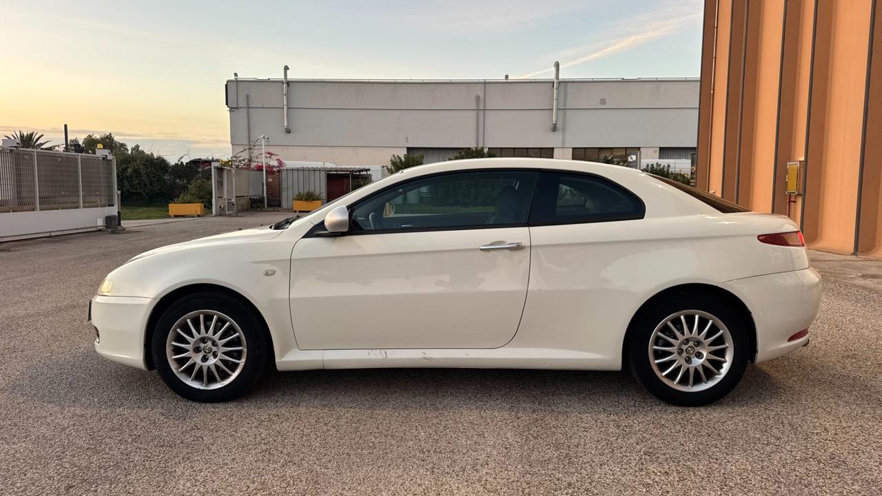 Alfa Romeo GT 1.9 JTDM 150cv - 2010