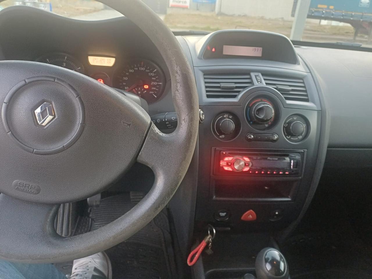Renault Megane Mégane 1.5 dCi/105CV Grandtour Dynamique