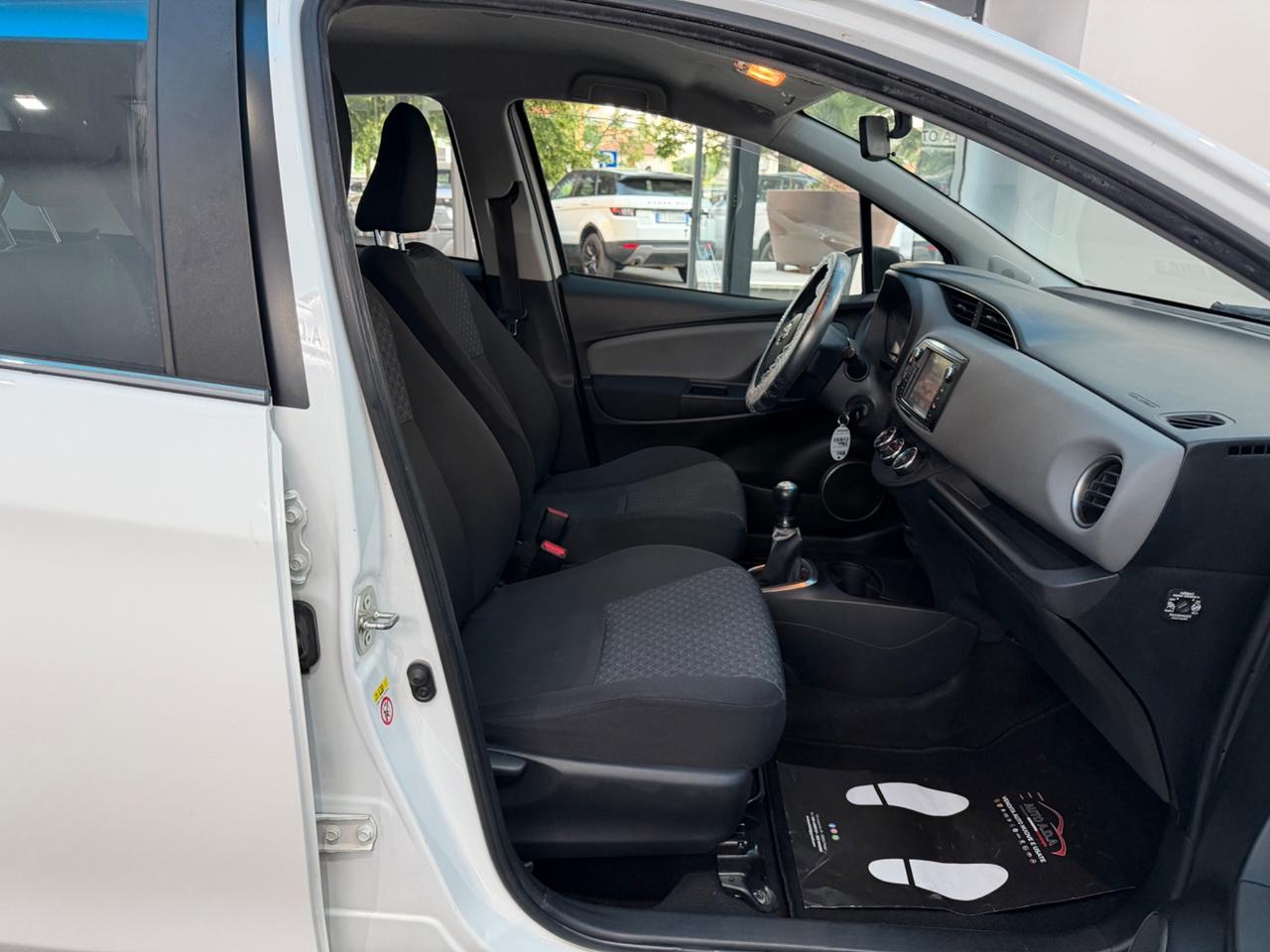 Toyota Yaris 1.0 5 porte Active