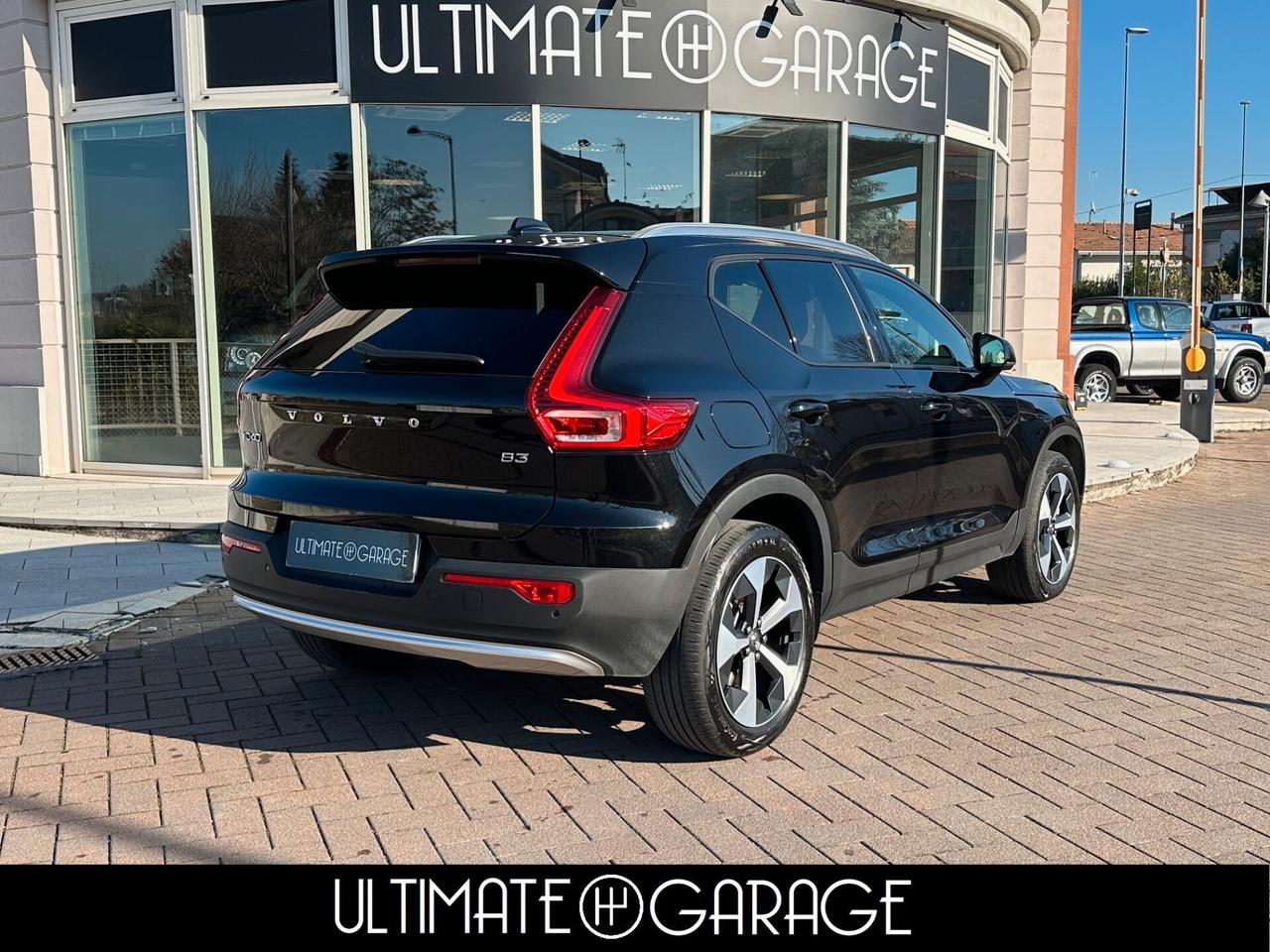 Volvo XC40 B3 automatico Core *Garanzia 5 Anni