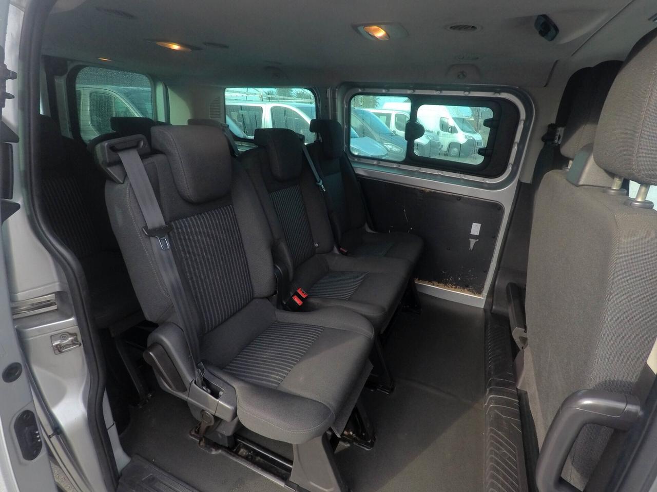 Ford Tourneo Custom 2.2 TDCi 125CV- 9 POSTI