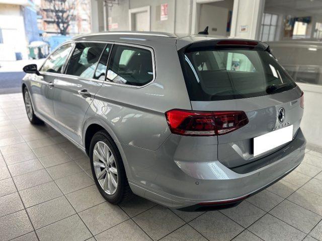 VOLKSWAGEN Passat Variant 2.0 TDI SCR EVO DSG Business