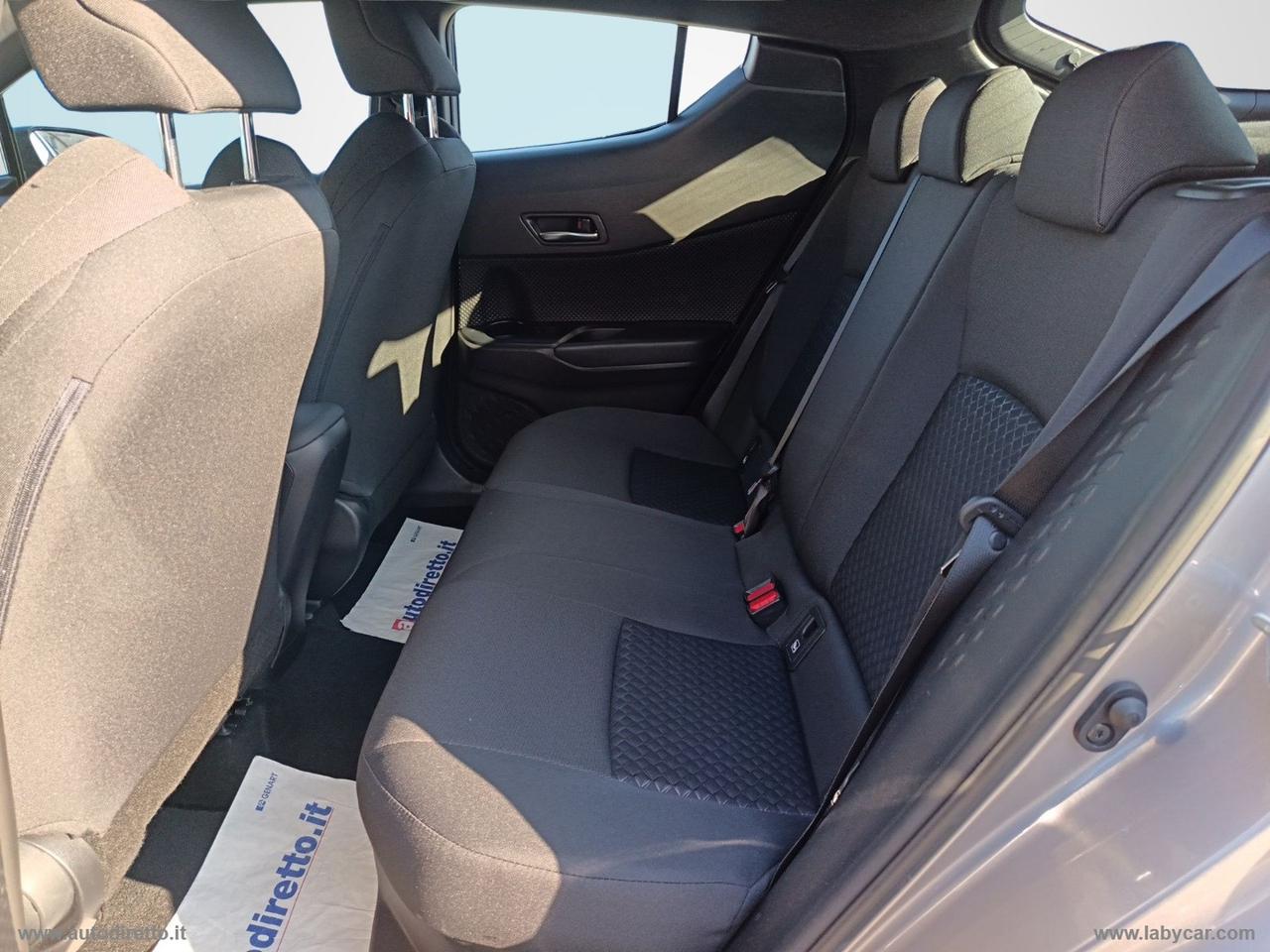 TOYOTA C-HR 1.8 Hybrid E-CVT Active