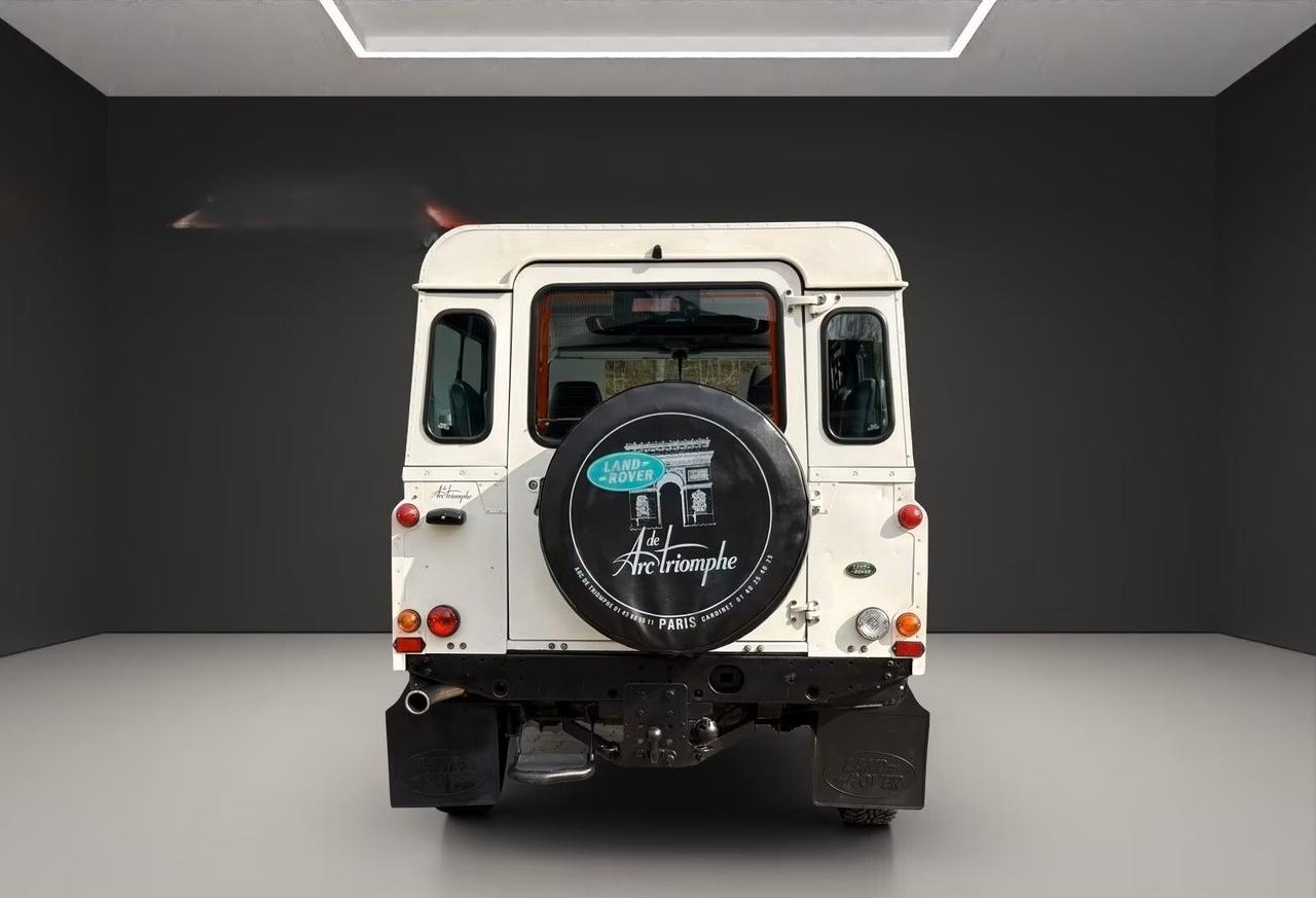 Land Rover Defender 110 E Station Wagon 10 POSTI! ARIA