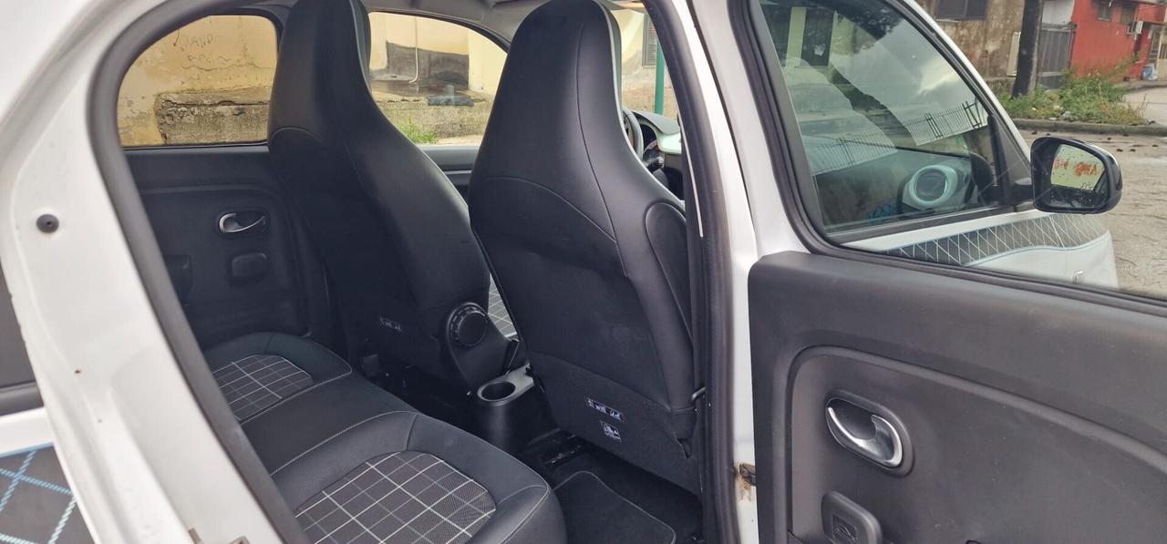 Renault Twingo TCe 90 CV Energy La Parisienne FINANZIAMENTI ANCHE SENZA BUSTA PAGA