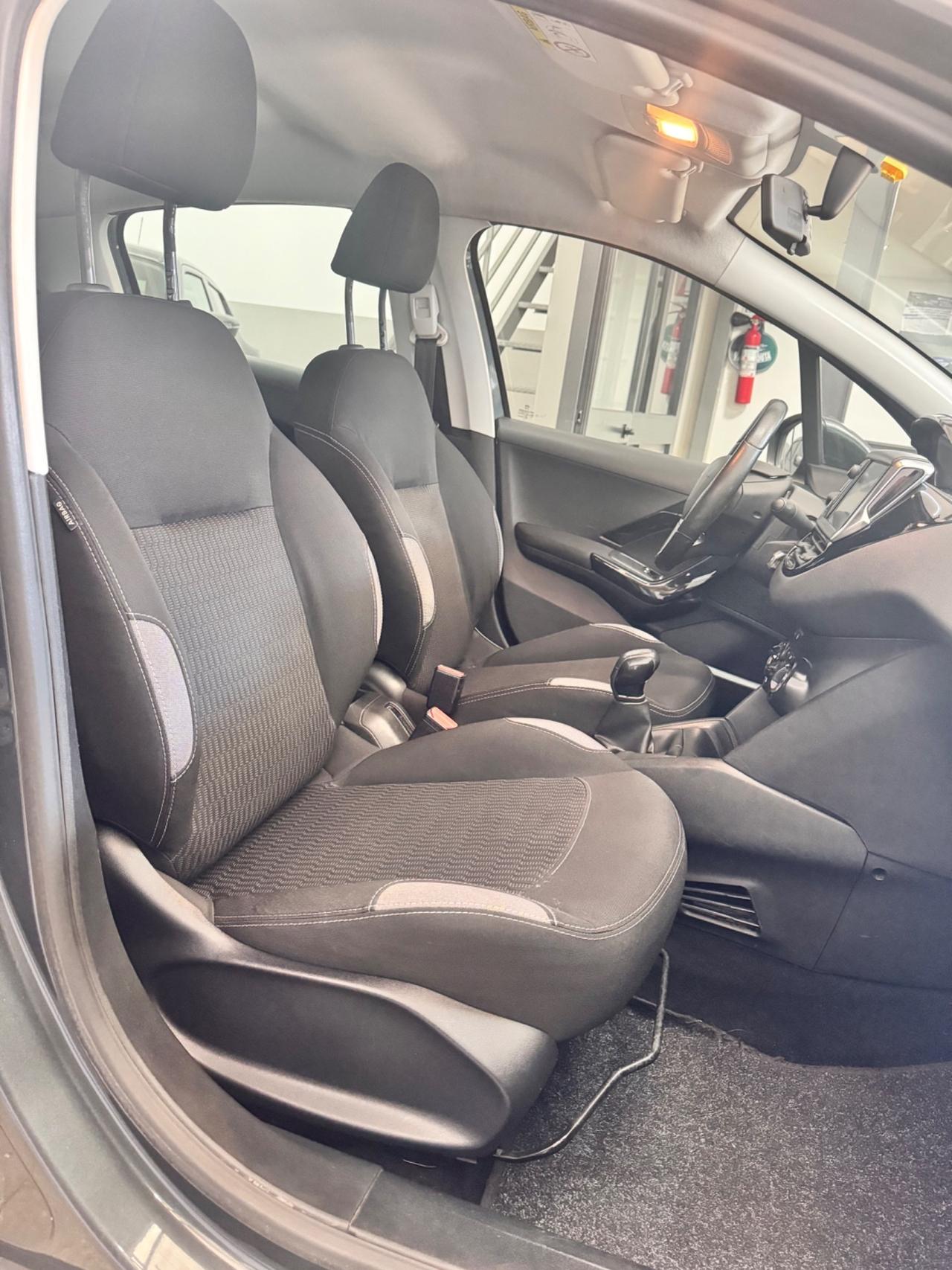 Peugeot 208 1.2 82 Cv 5P. Allure 100.000 KM - 2016