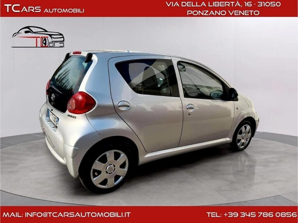 TOYOTA AYGO 1.0 BENZINA-AUTOMATICA-GARANZIA TCARS