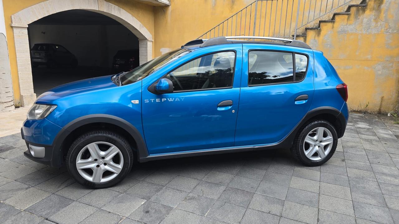 Dacia Sandero Stepway 1.5 diesel 90CV
