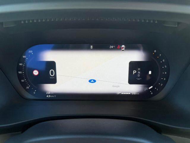 VOLVO XC40 B3 automatico Essential