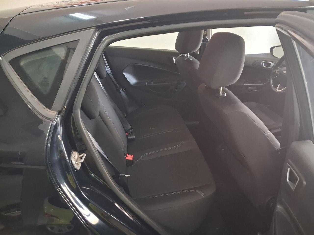 Ford Fiesta 1.5 TDCi 75CV 5 porte unico prop 2013