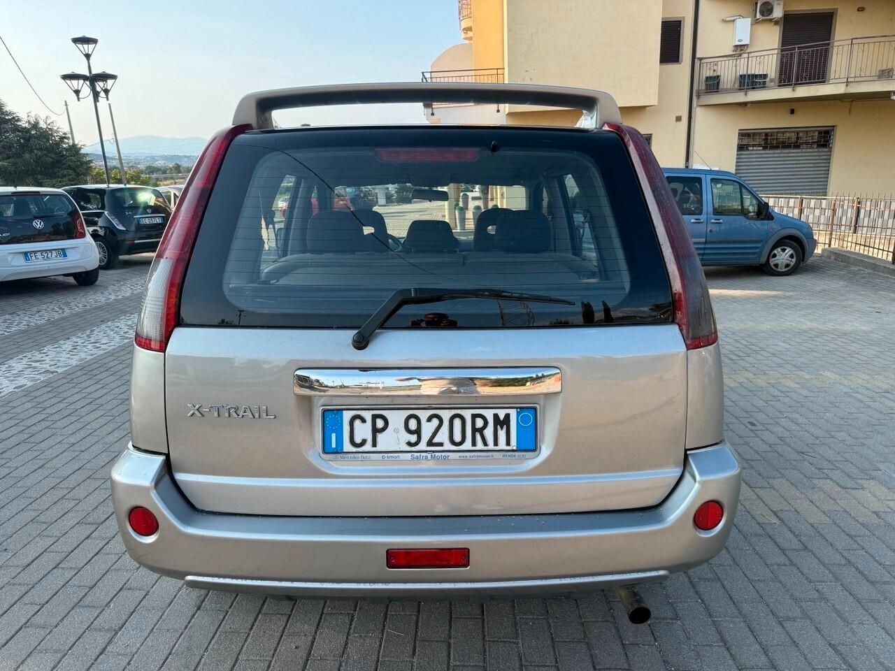 Nissan X-Trail 2.2 dCi 4x4 bloccaggio