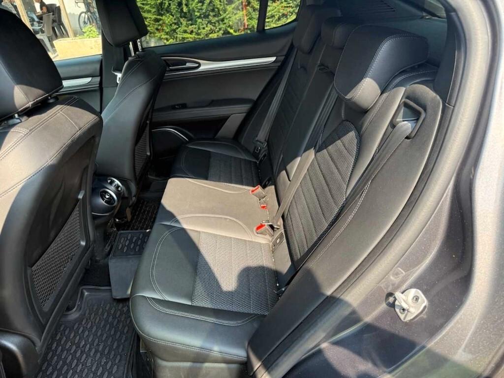 Alfa Romeo Stelvio 2.2 Turbodiesel 190 CV AT8 Q4 Sprint