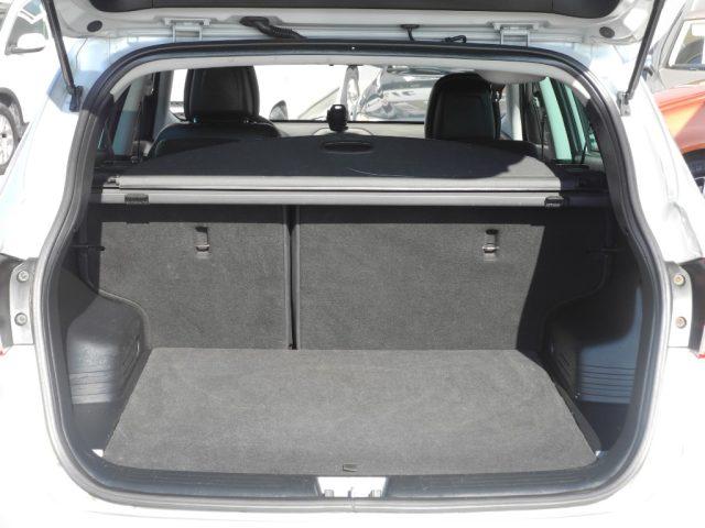 HYUNDAI iX35 2.0 CRDi 2WD 135cv - OK NEOPATENTATI -"DA VETRINA"