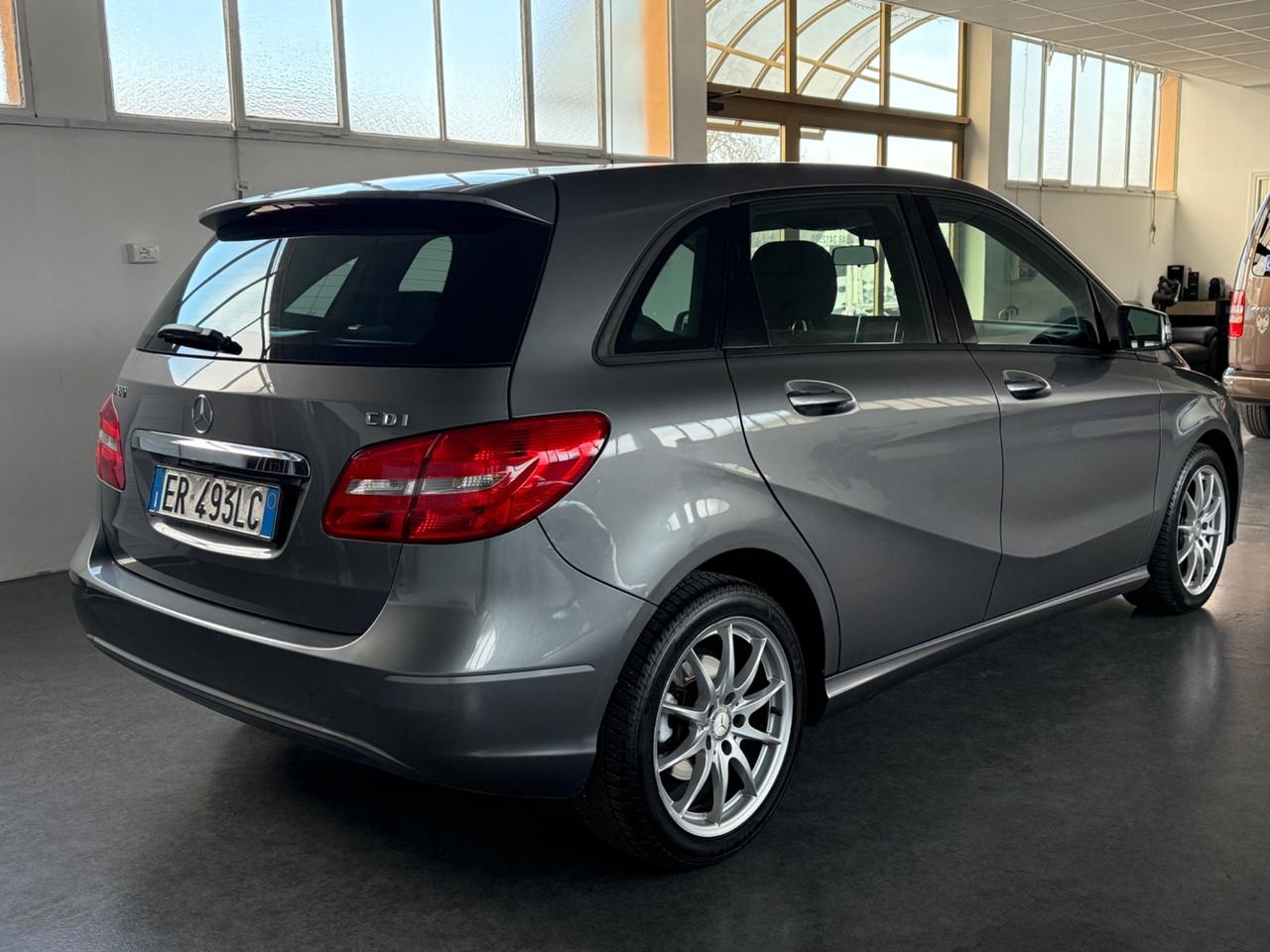 Mercedes-benz B 180 CDI BlueEFFICIENCY Premium MOTORE MERCEDES