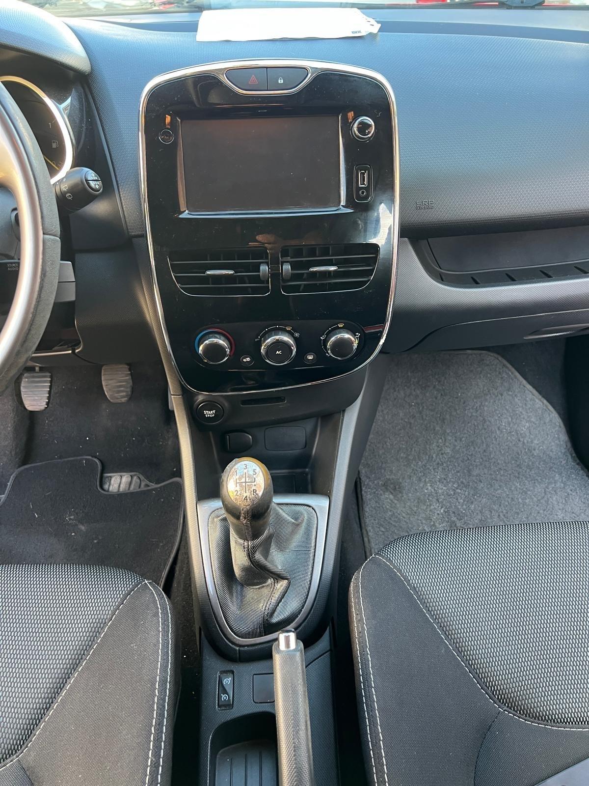 Renault Clio 0.9 TCe 12V 90CV 5 porte Costume National