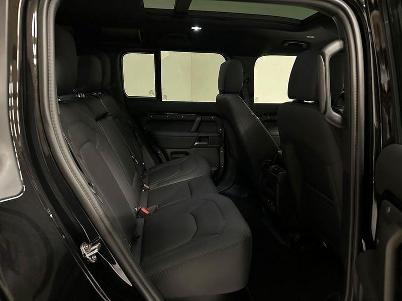 Land Rover Defender 110 3.0D I6 200 CV AWD Auto X-Dynamic SE OPACA
