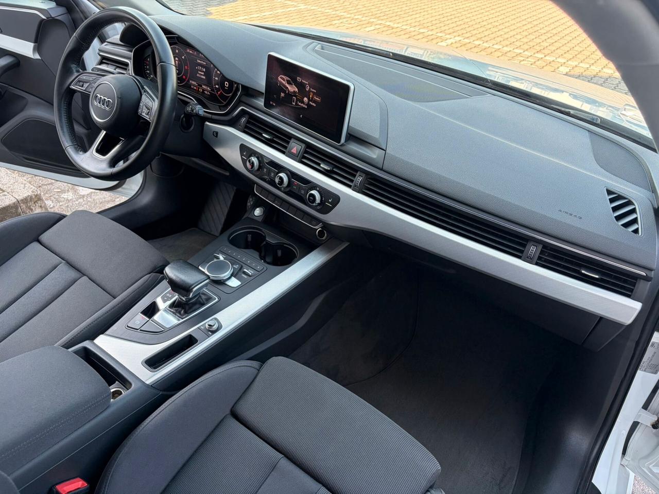 Audi A4 Avant 2.0 tdi ultra S-Line Sport 150cv s-tronic