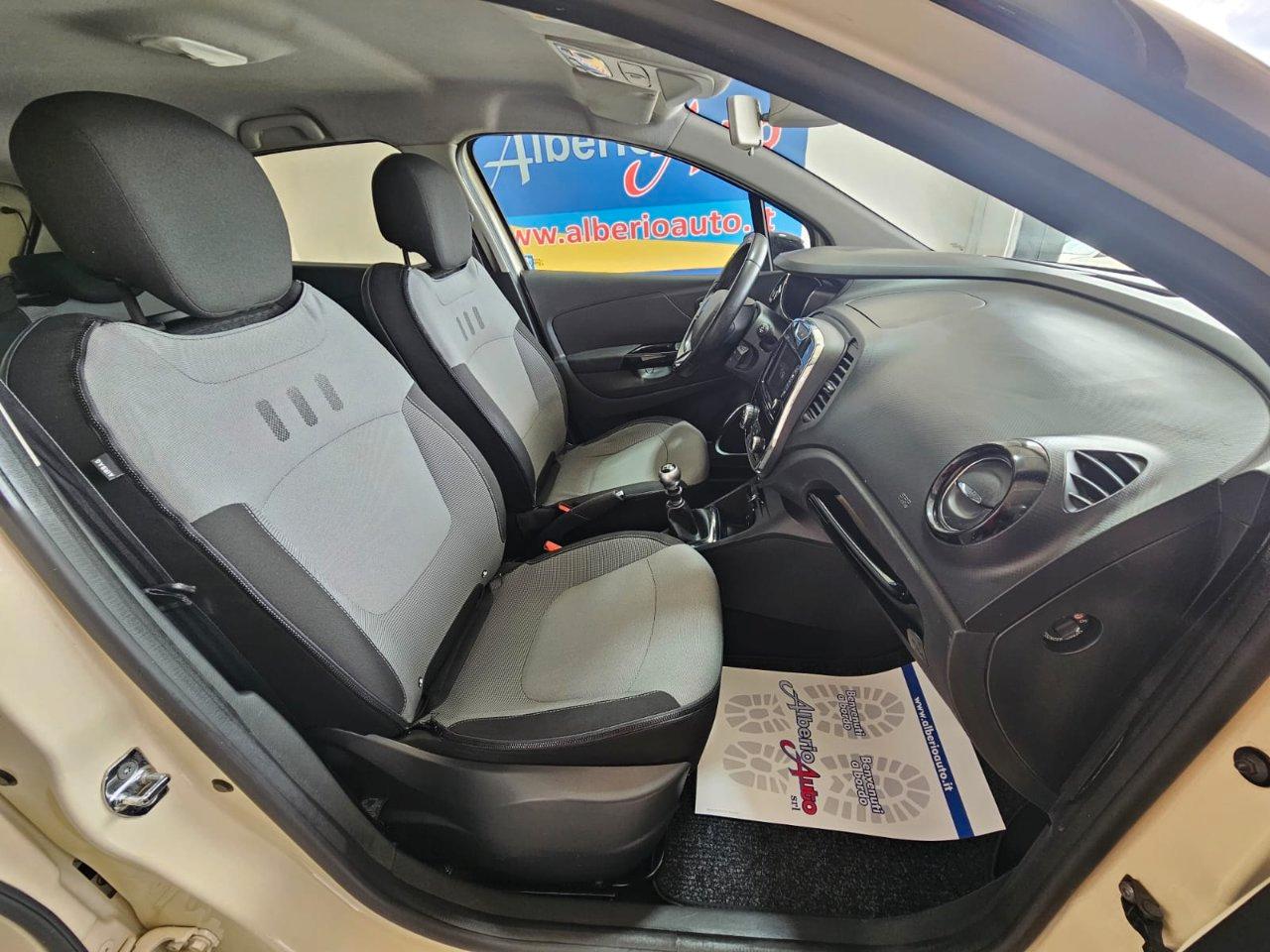 Renault Captur 1.5 dci Intens (energy r-link) 110cv