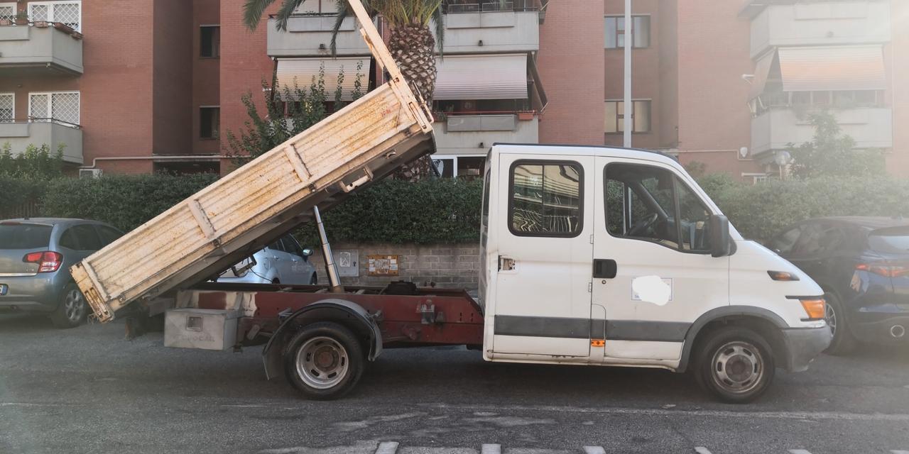 Iveco daily 35 doppia cabina