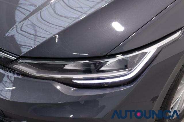 VOLKSWAGEN Golf 2.0 TDI 115 CV SCR LIFE FARI LED