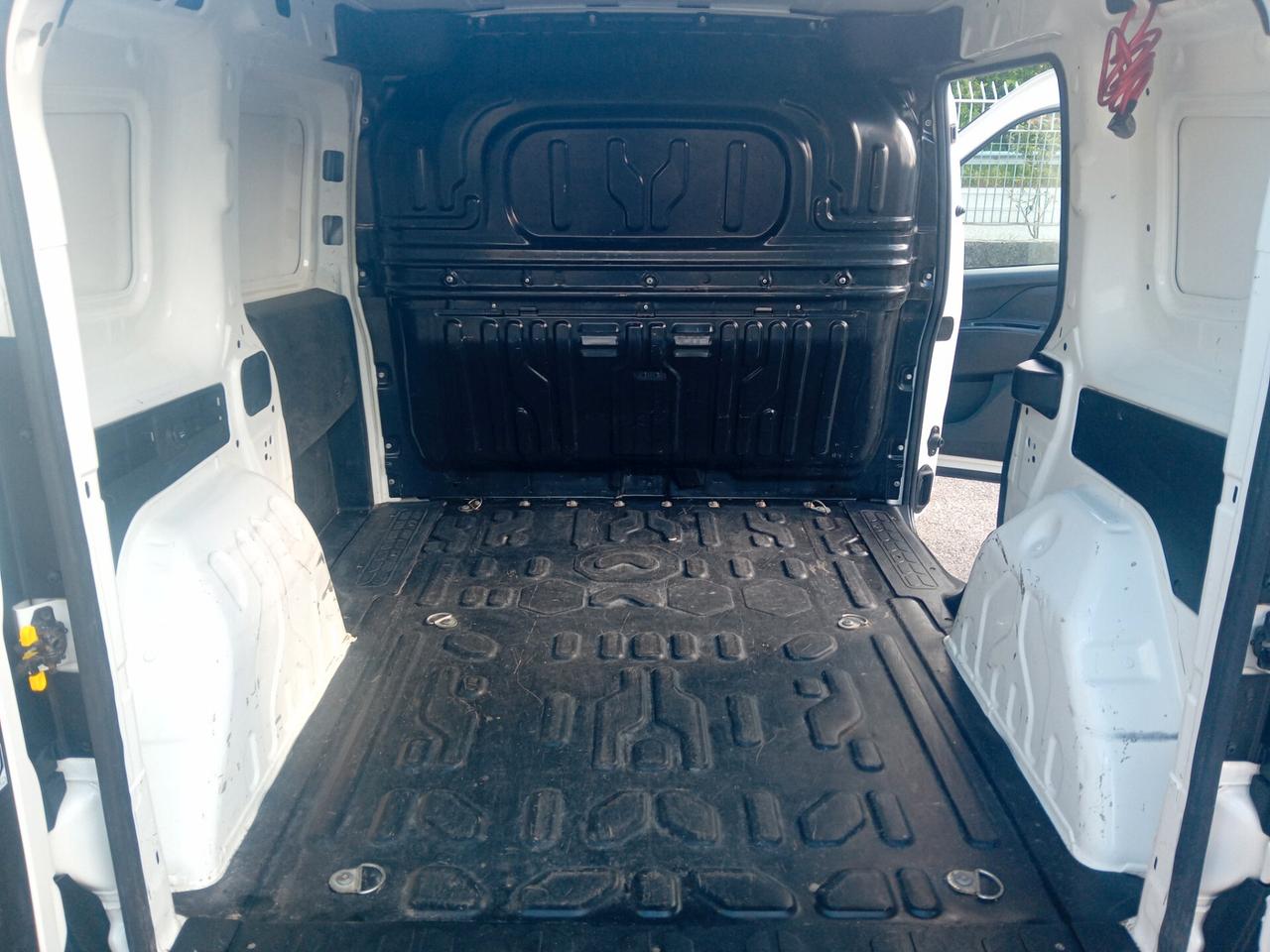 Fiat Dobló Cargo 1.6 Mjet - 3 Posti - 2020