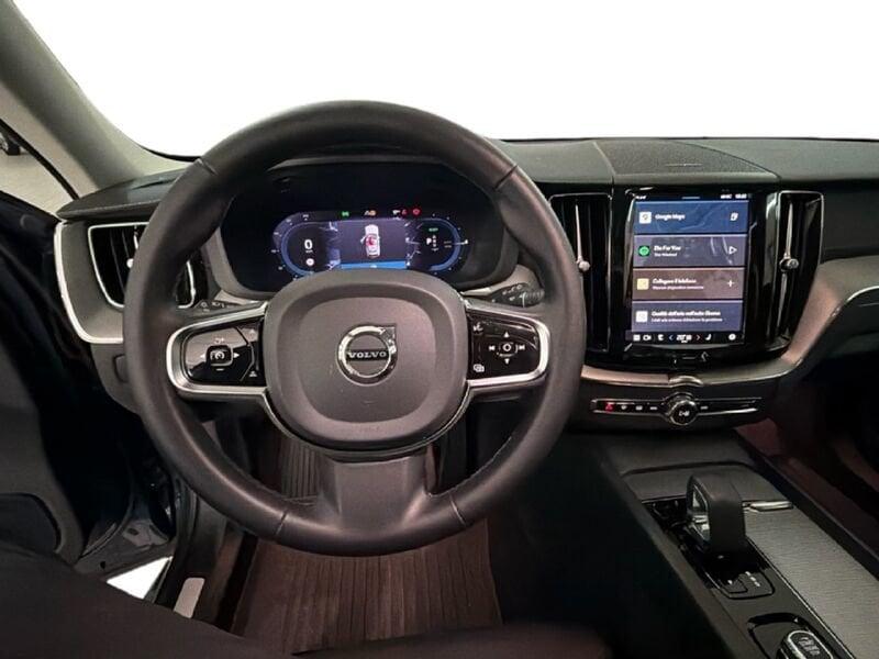 Volvo XC60 Recharge T6 Plug-in AWD auto Ultimate Dark