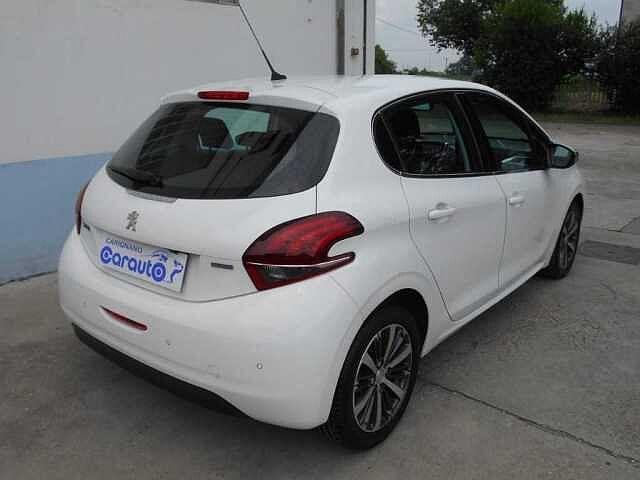 Peugeot 208 HDi 100 5p Allure Finanziato