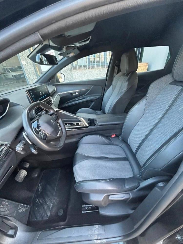 Peugeot 3008 1.5cc BlueHDi 130cv S&S EAT8 Allure Pack