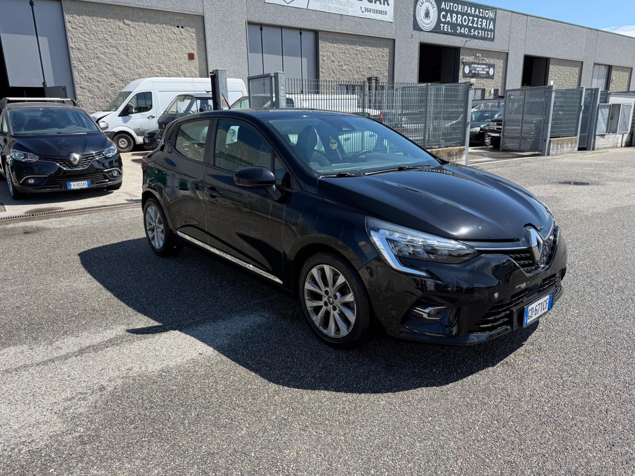 Renault Clio Blue dCi 85 CV 5 porte Business INCIDENTATA