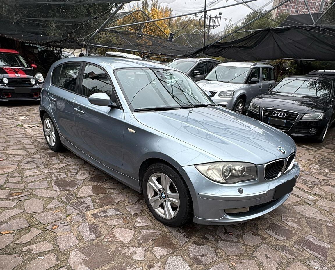 Bmw 118d 5 porte Futura