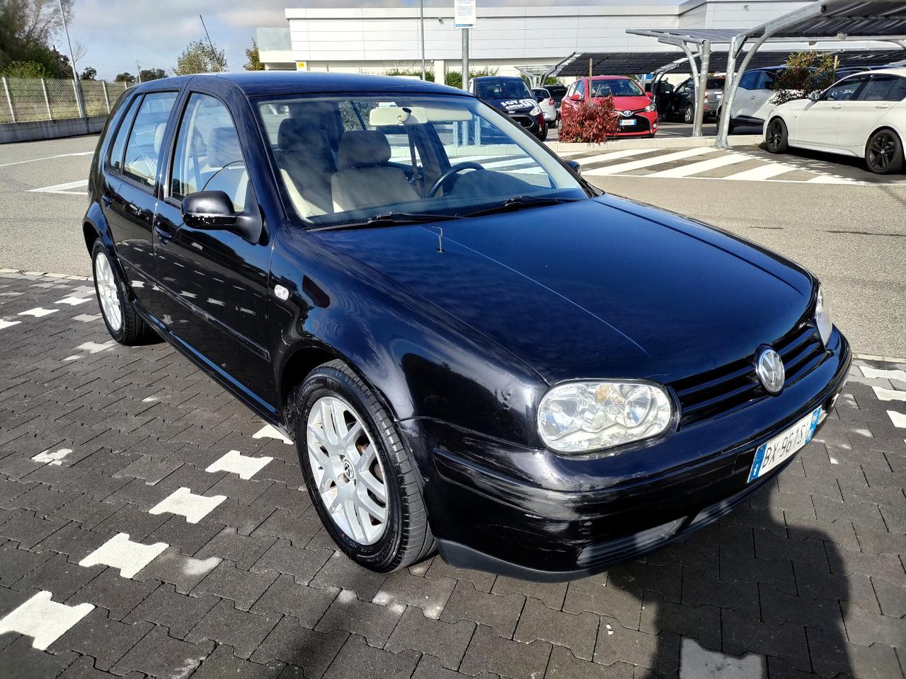 Volkswagen Golf 1.6 5p. aut. ASI e CRS Highline
