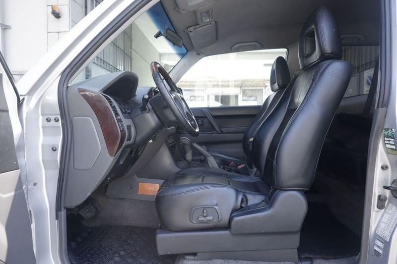 Mitsubishi Pajero Pajero 3.2 16V DI-D 3p. GLX Aut. Unicoproprietario