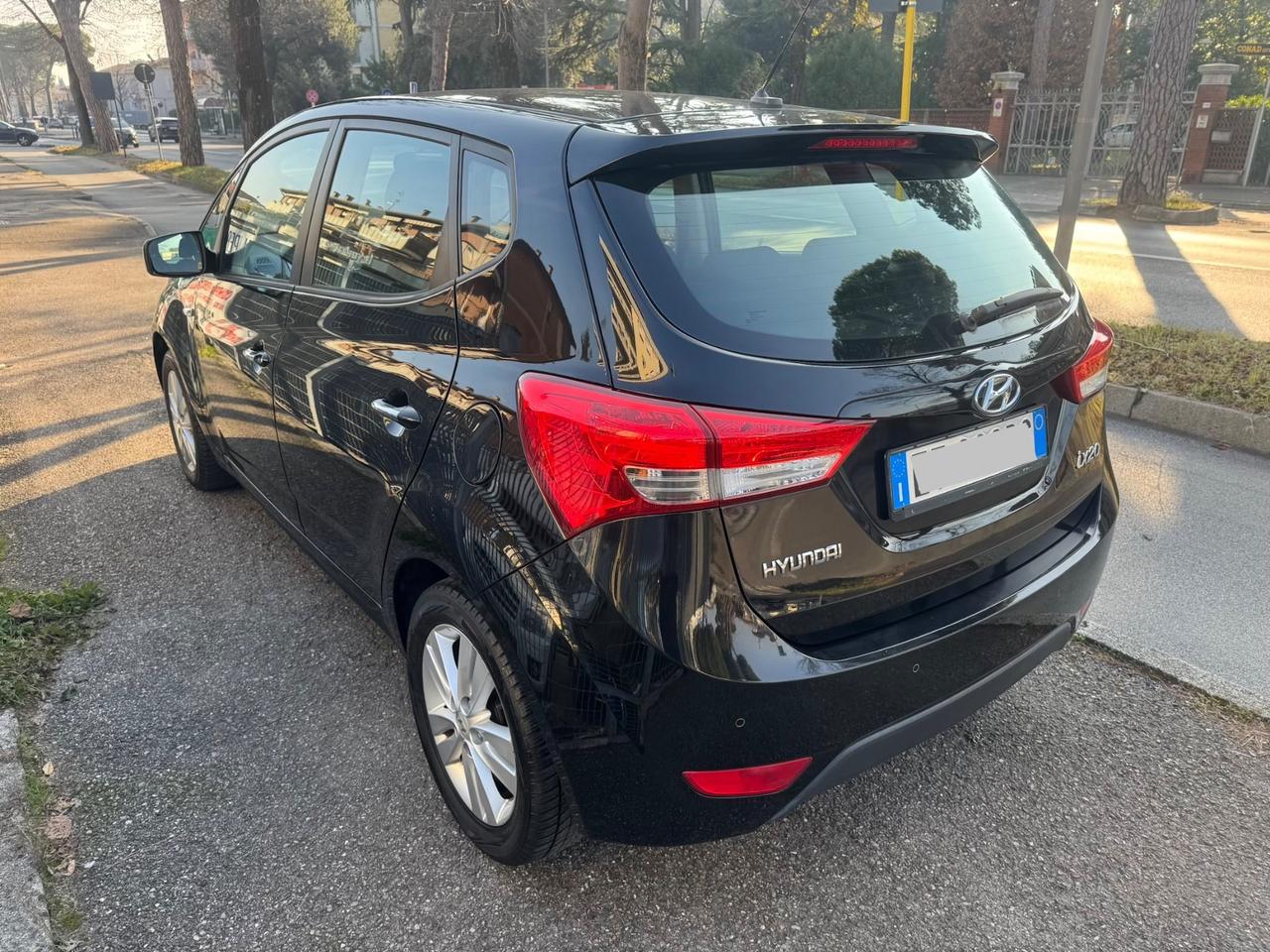 Hyundai iX20 1.4 90 CV neopaten garanzia 12 mesi