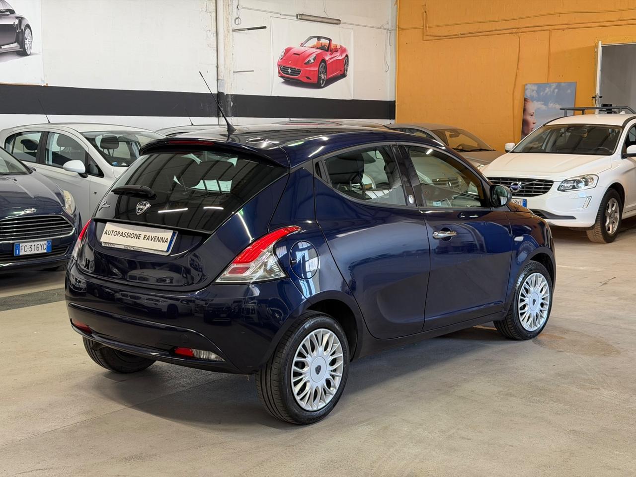Lancia Ypsilon 1.2 69 CV 5 porte GPL Ecochic Unyca