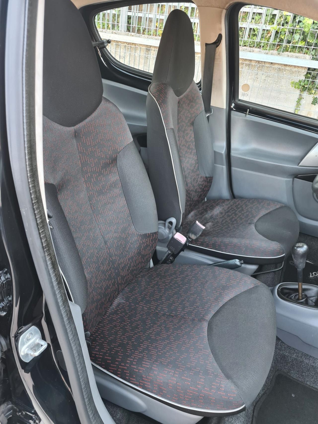 Peugeot 107 1.0 68CV 5p. Sweet Years PERFETTA