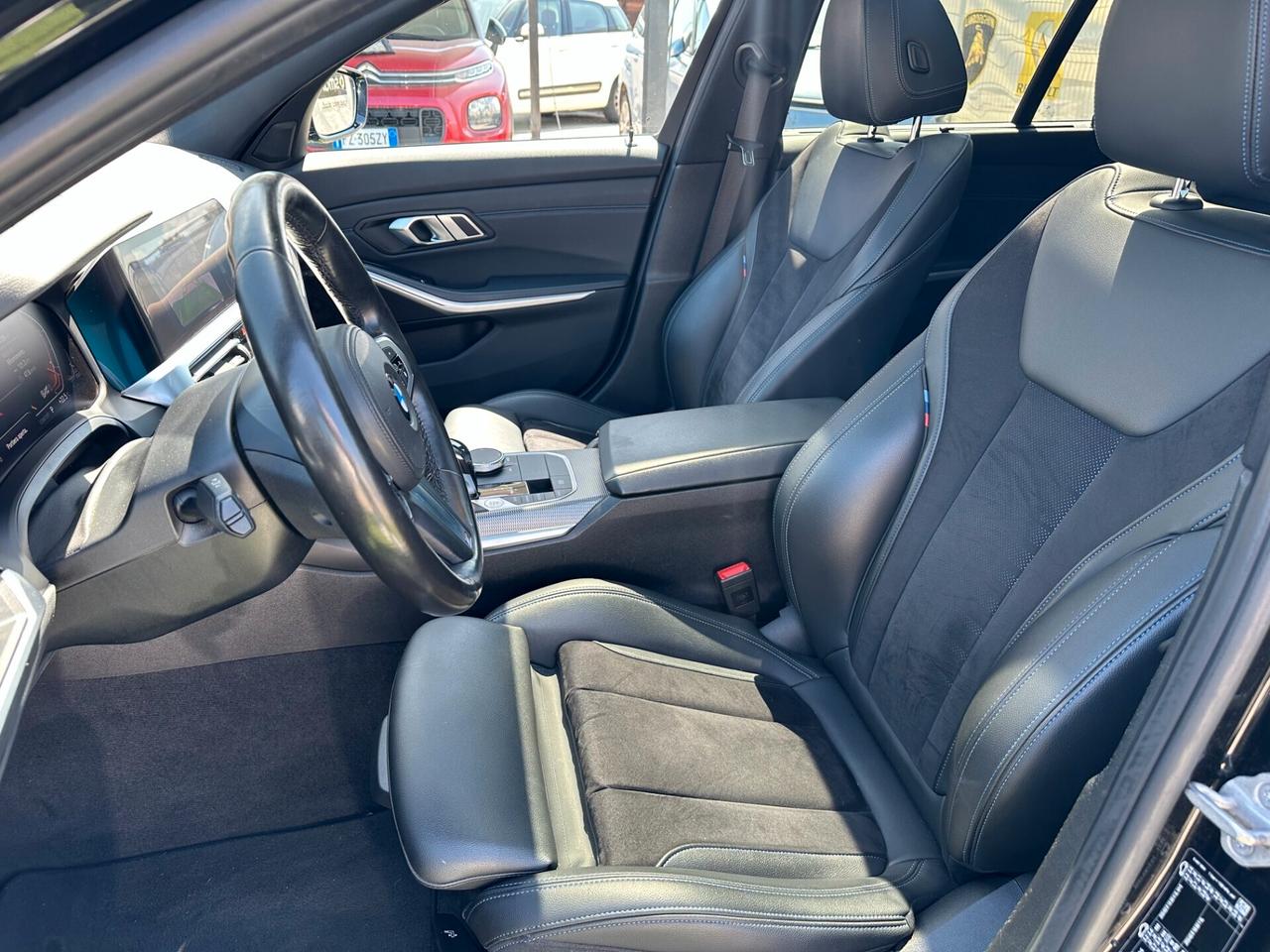 BMW 318 TOURING*2XMSPORT*AUT*LED*TETTO*NAVI*KAMERA*