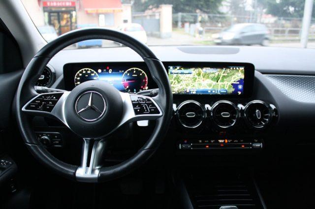 MERCEDES-BENZ GLA 200 d Automatic Business
