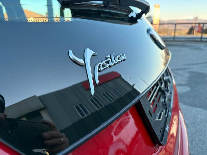 Lancia Ypsilon 5 Porte 1.0 hybrid Gold s&s 70cv ADATTA NEOPATENTATI