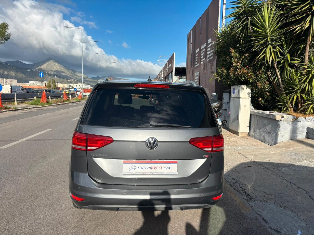 Volkswagen Touran Volkswageen 1.6 TDI Executive - Sette Posti