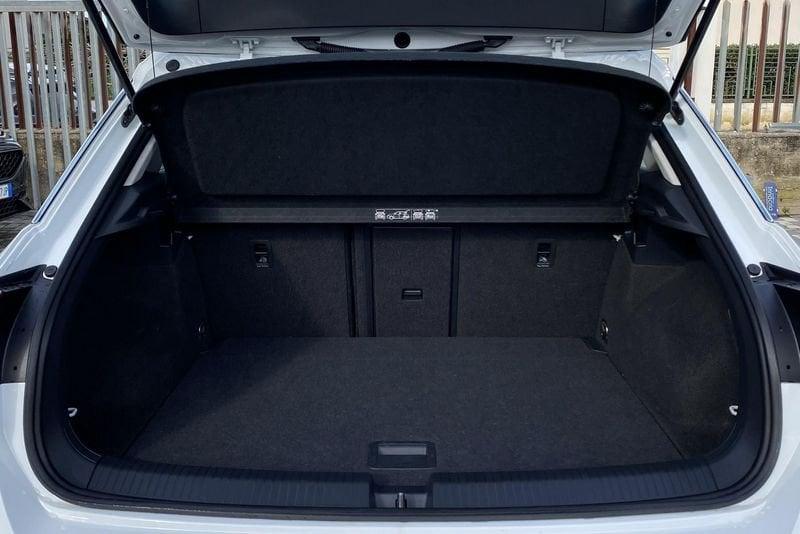 Volkswagen T-Roc 1.6 TDI STYLE 115CV