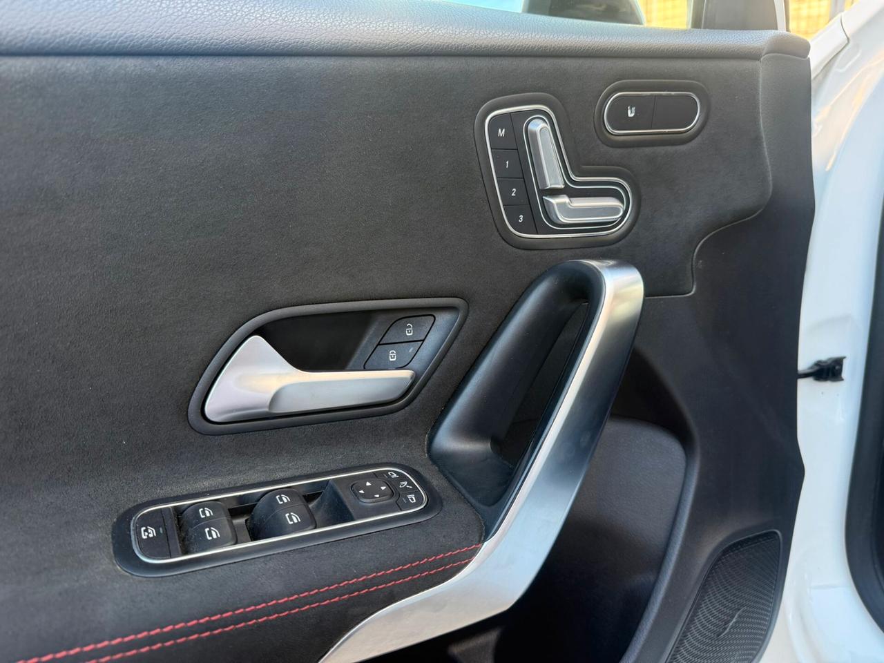 Mercedes-benz A 200 d Automatic Premium Amg 2021