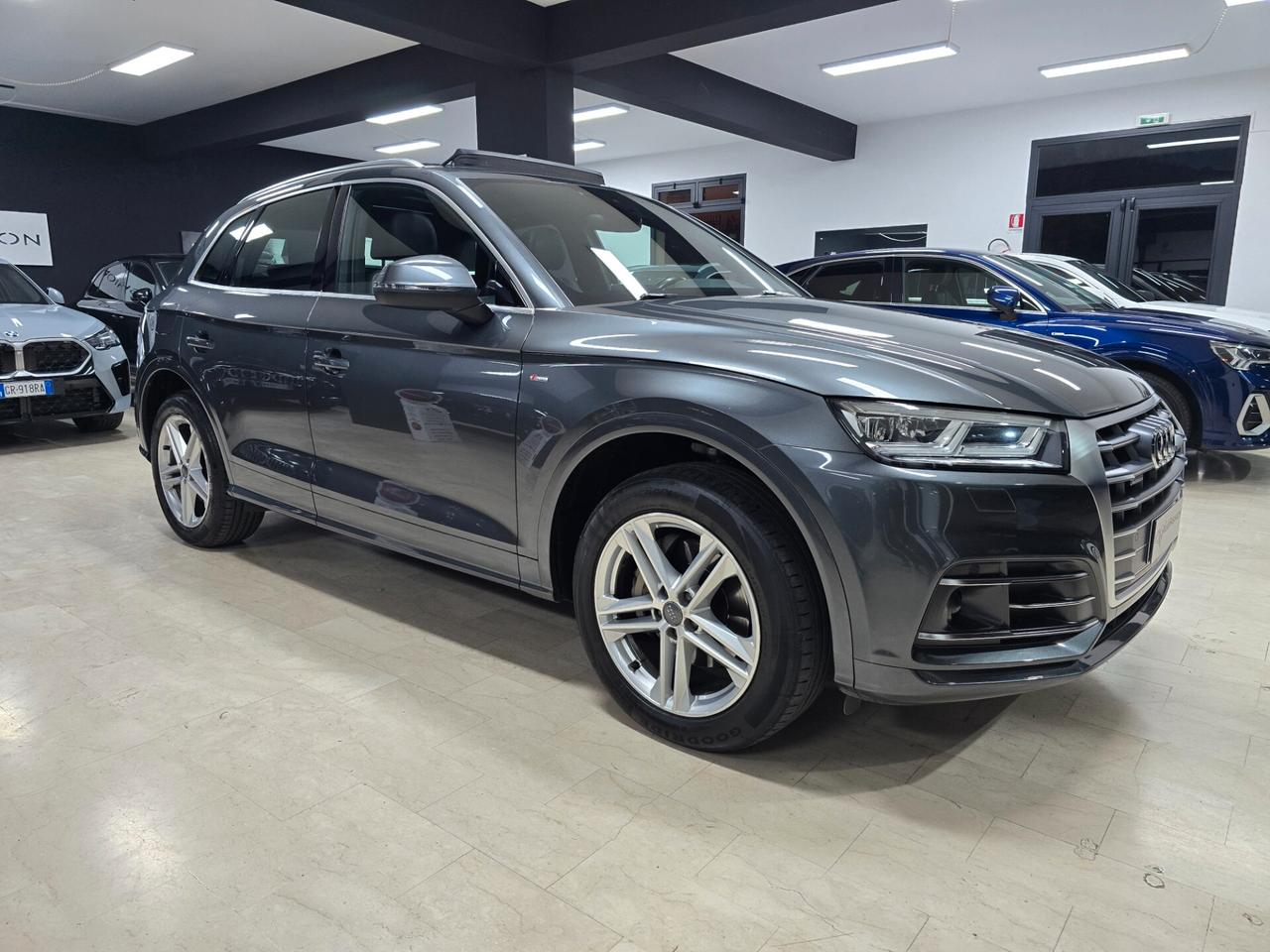 Audi Q5 2.0 TDI 190 CV quattro S tronic Sline (Tetto panorama)