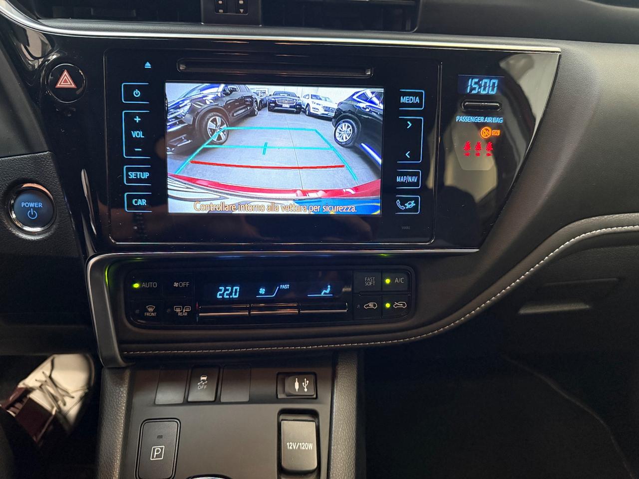 Toyota Auris 1.8 Hybrid Style
