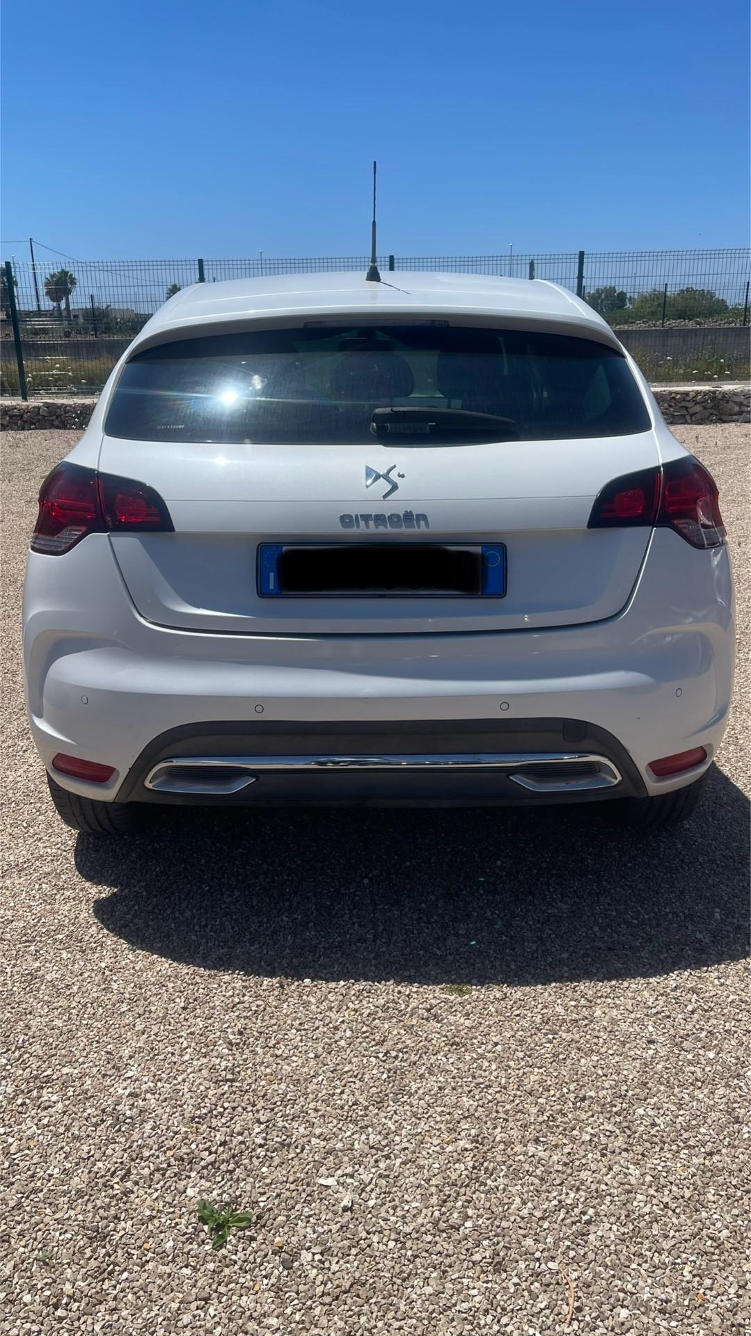 Ds DS4 1.6 e-HDi 110 cv 2012’