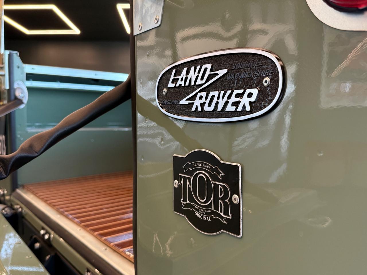 Land Rover Defender SERIES 88 SOFT TOP