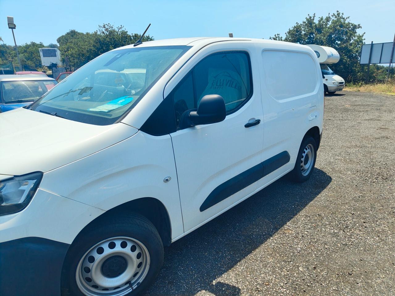 Peugeot Partner BlueHDi 130 EAT8 S&S PL Furgone Premium