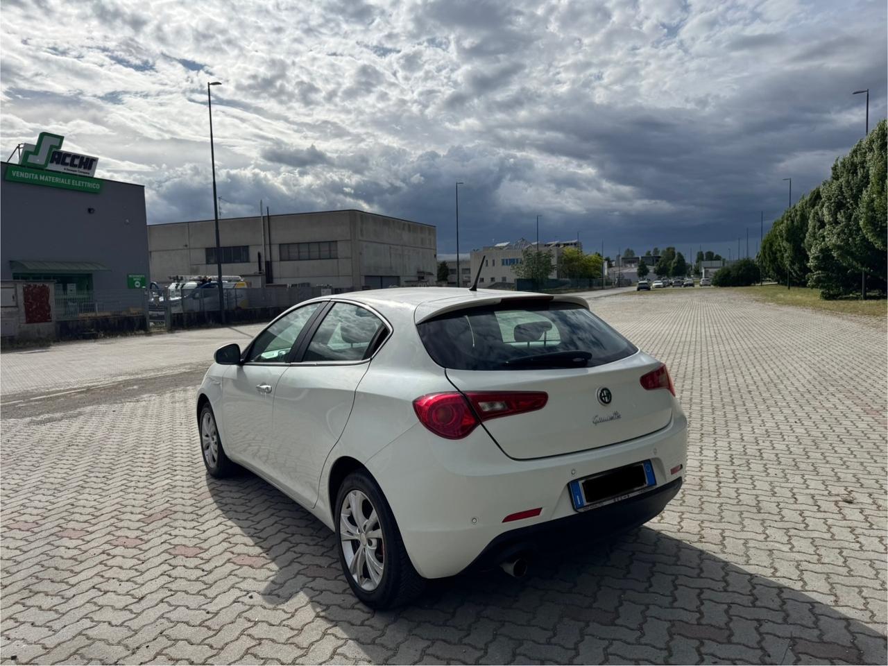 Alfa Romeo Giulietta 1.6 JTDm-2 105 CV Exclusive