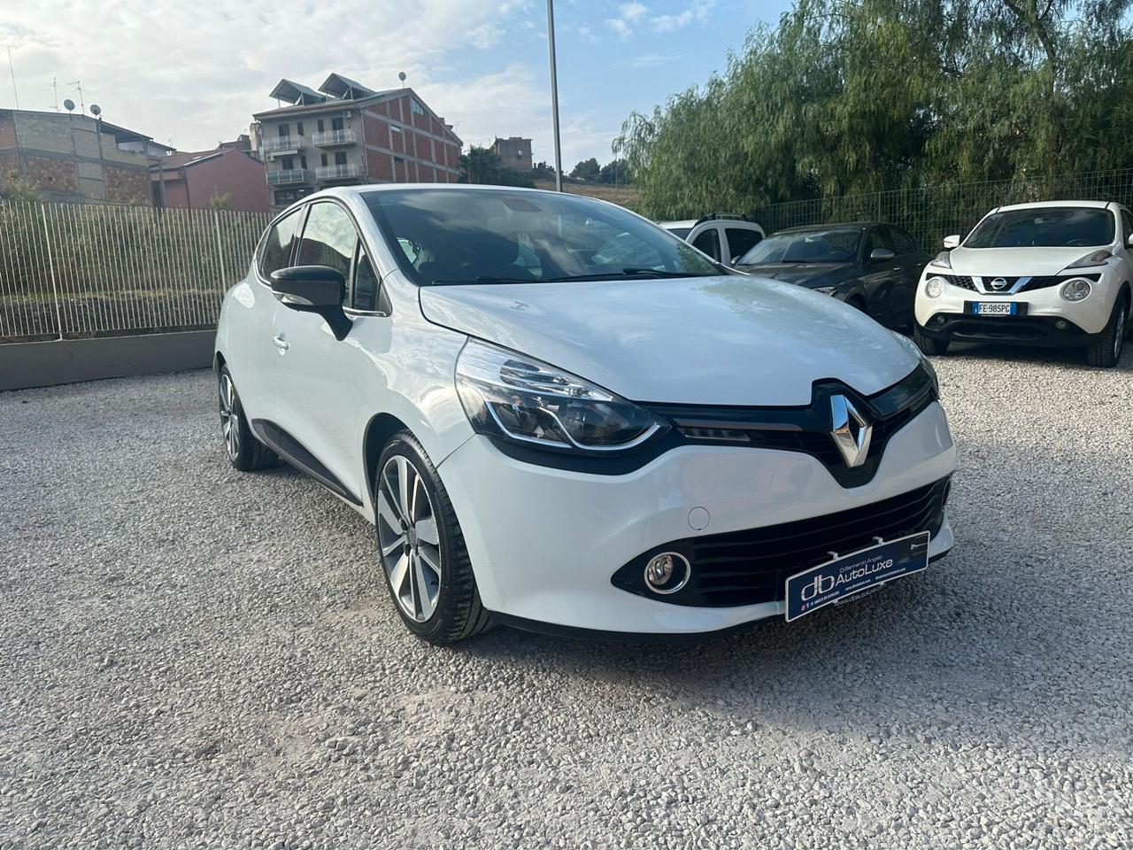 Renault Clio 1.5 dCi 8V 75CV CosTume NaTionAL