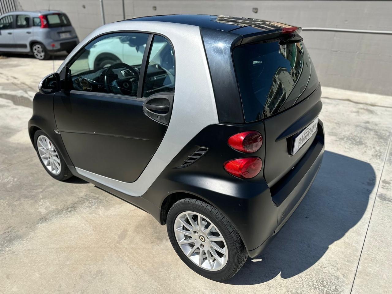 Smart ForTwo 1000 52 kW MHD coupé pure